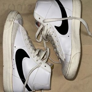 Nike blazer